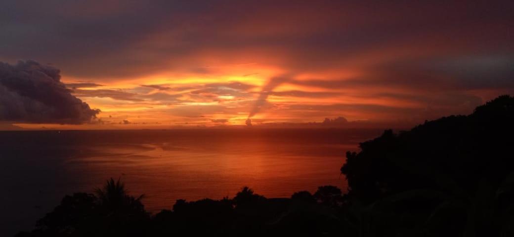 The View Padang, Amazing View, 8 Mins Mentawai Fast Ferry, Cold Beer,Close To Restaurants Padang (Sumatra) Exterior foto